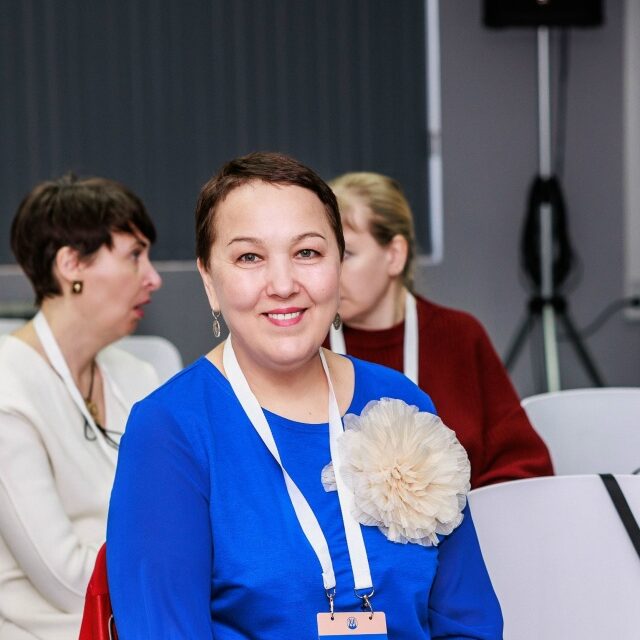 Ангулова Лариса Николаевна